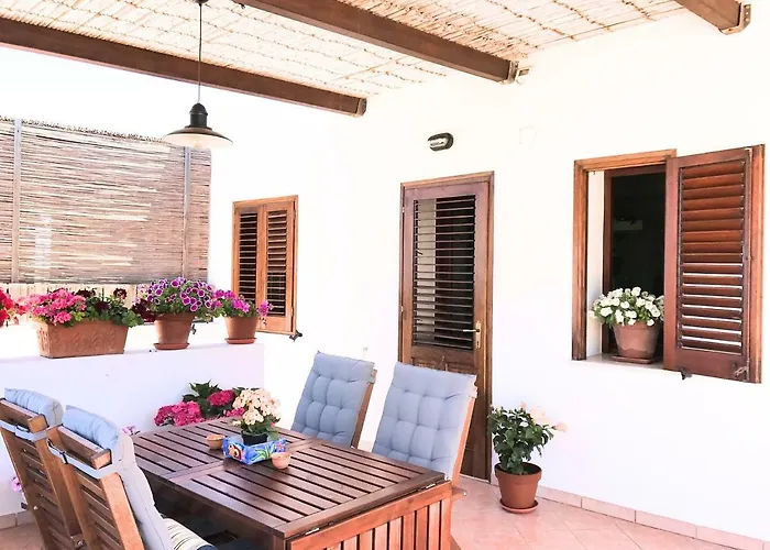 La Casa Grande Di Semesterbostad Pantelleria